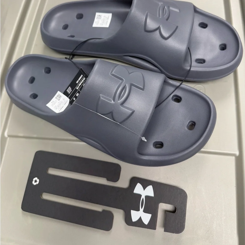 Under Armour brand new